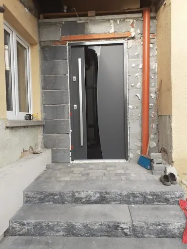 DOMEK drzwi bramy podłogi - 20 lat doświadczenia!